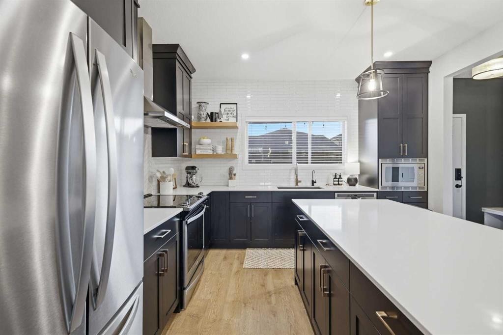 292 Wolf Creek Manor Se, Calgary, AB