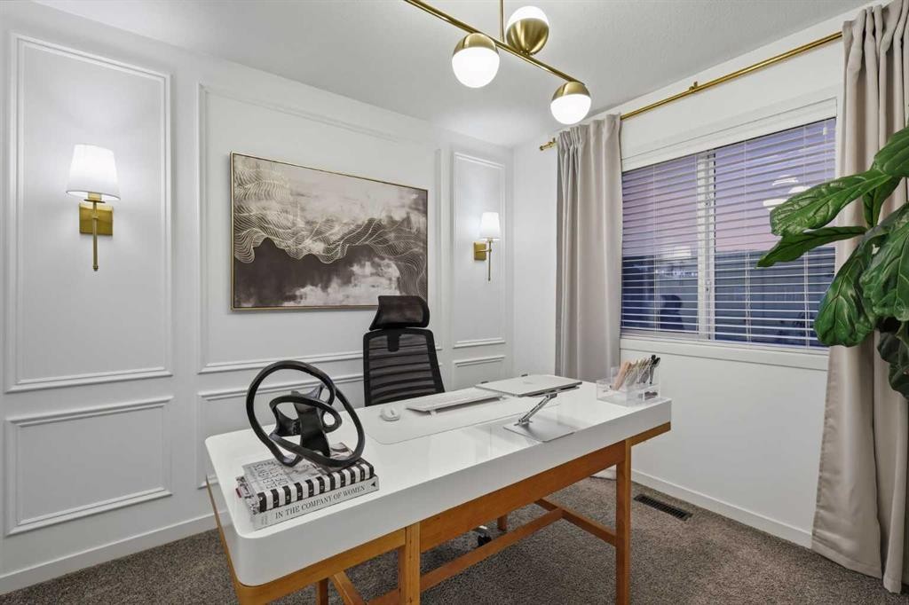 292 Wolf Creek Manor Se, Calgary, AB