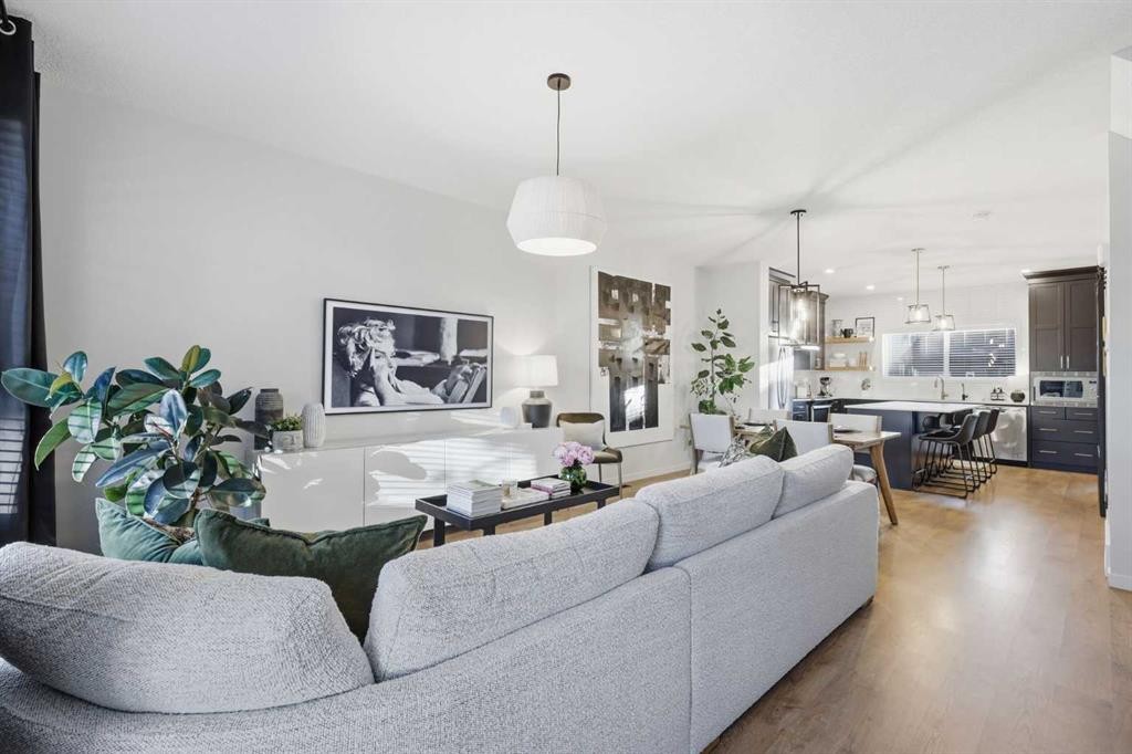 292 Wolf Creek Manor Se, Calgary, AB