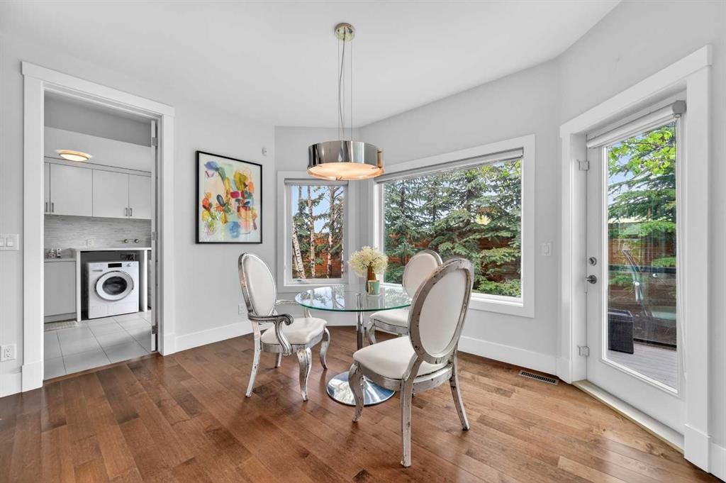 168 Posthill Drive Sw, Calgary, AB - Indoor Photo Showing Dining Room