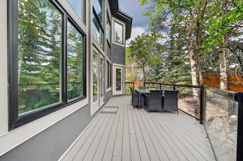 168 Posthill Drive Sw, Calgary, AB - Outdoor With Exterior