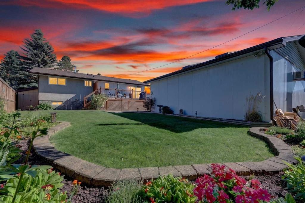 152 Maddock Way Ne, Calgary, AB