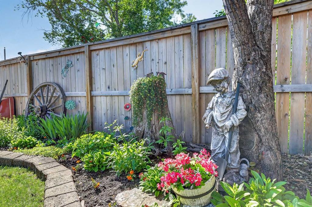 152 Maddock Way Ne, Calgary, AB