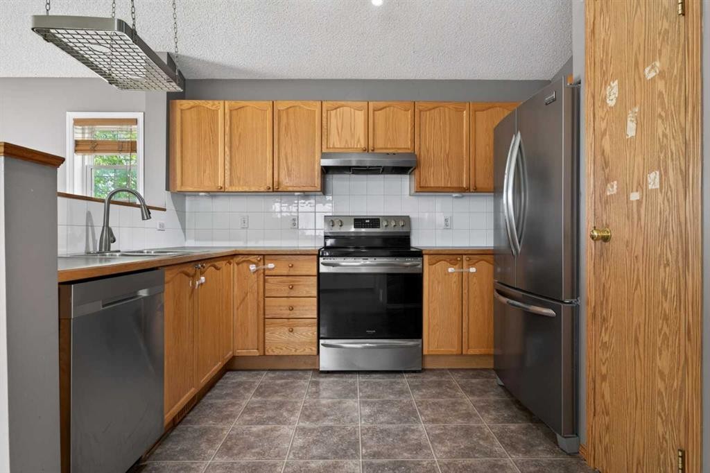 171 Saddlemont Crescent Ne, Calgary, AB