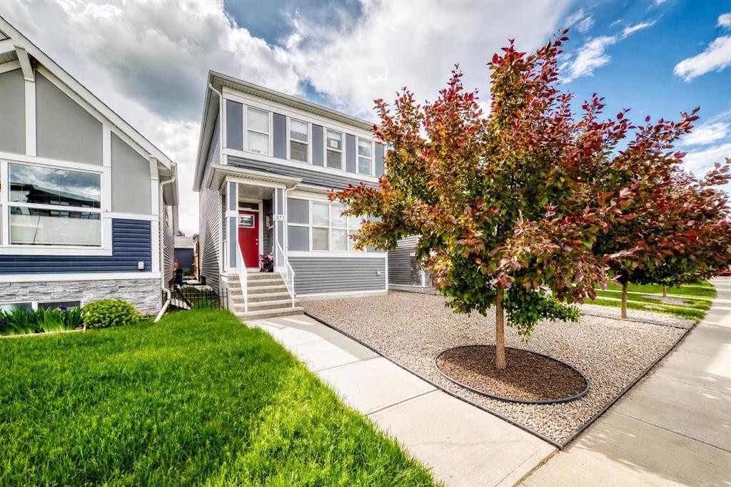 571 Seton Circle Se, Calgary, AB - Outdoor With Facade