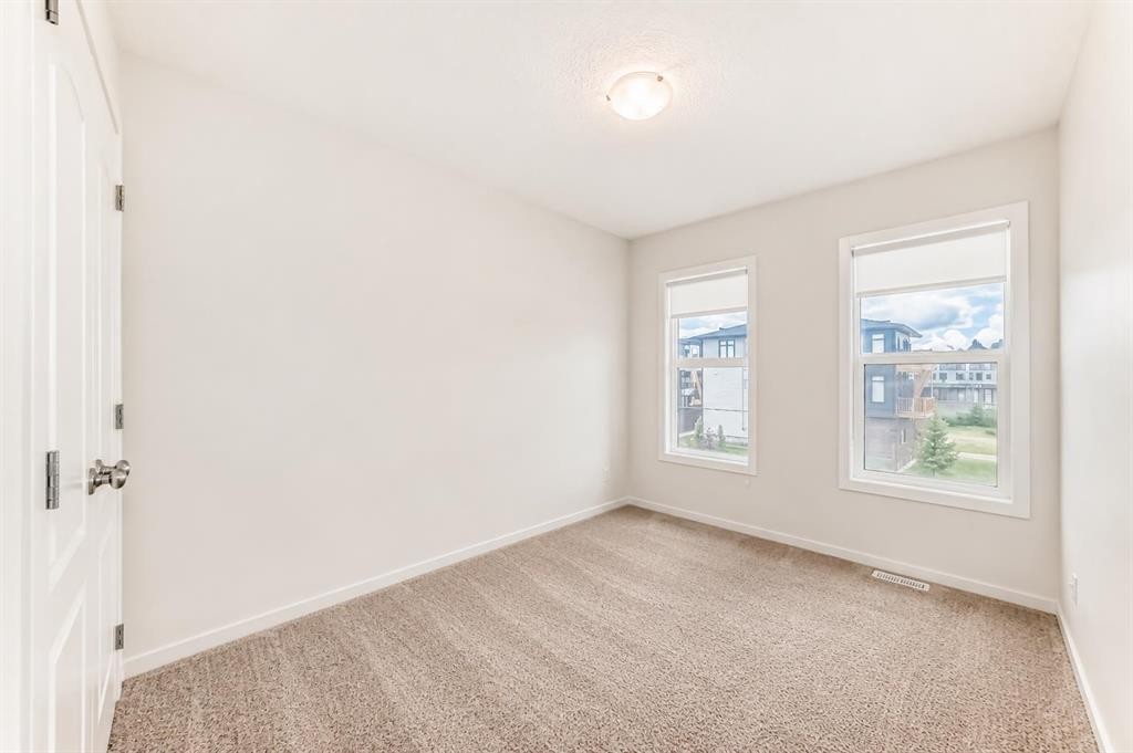 571 Seton Circle Se, Calgary, AB - Indoor Photo Showing Other Room