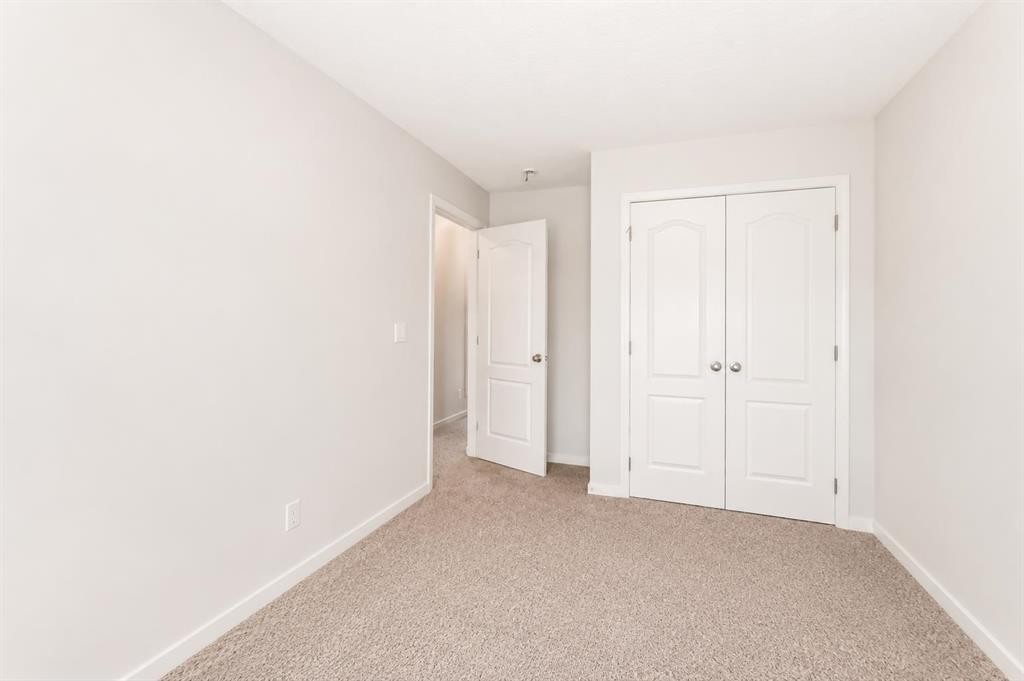 571 Seton Circle Se, Calgary, AB - Indoor Photo Showing Other Room