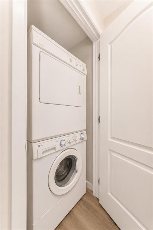 571 Seton Circle Se, Calgary, AB - Indoor Photo Showing Laundry Room