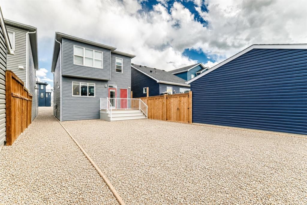 571 Seton Circle Se, Calgary, AB - Outdoor With Exterior