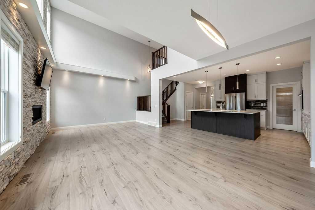435 Evansglen Drive Nw, Calgary, AB