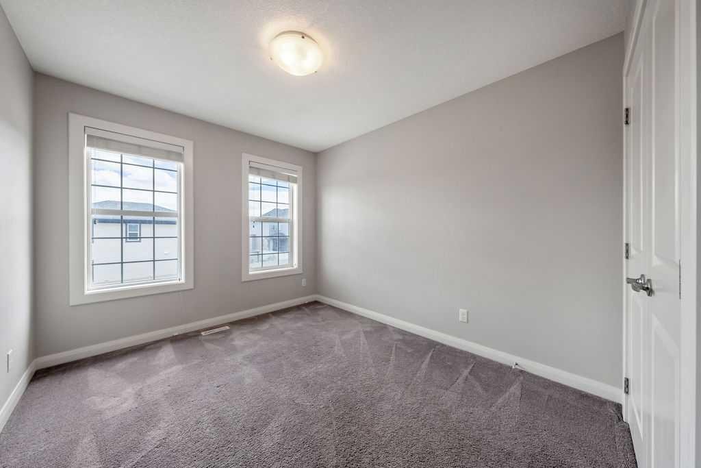 435 Evansglen Drive Nw, Calgary, AB
