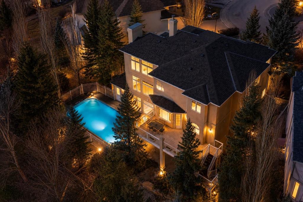 216 Evergreen Heath Sw, Calgary, AB - Outdoor