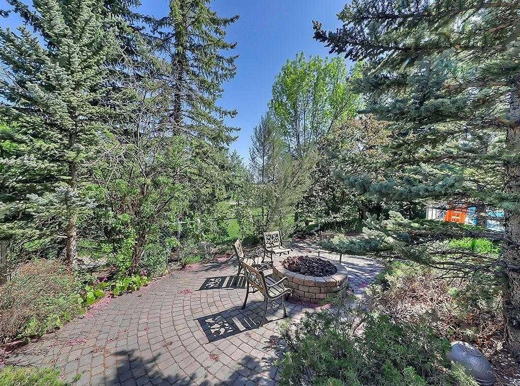 216 Evergreen Heath Sw, Calgary, AB - Outdoor