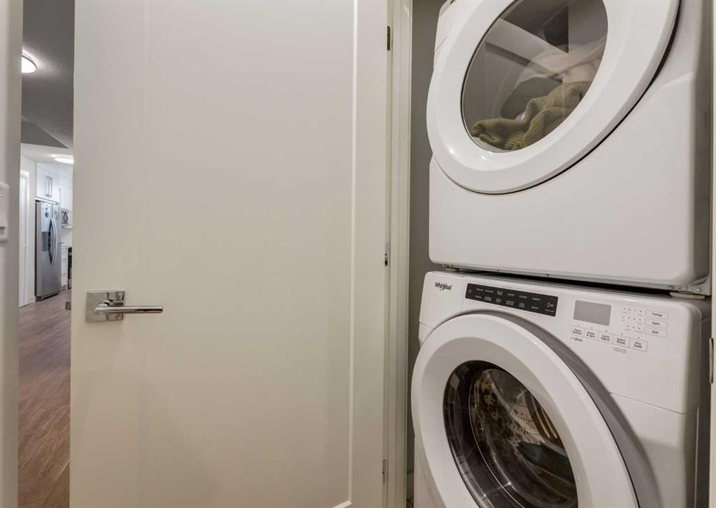 7386 202 Avenue Se, Calgary, AB - Indoor Photo Showing Laundry Room