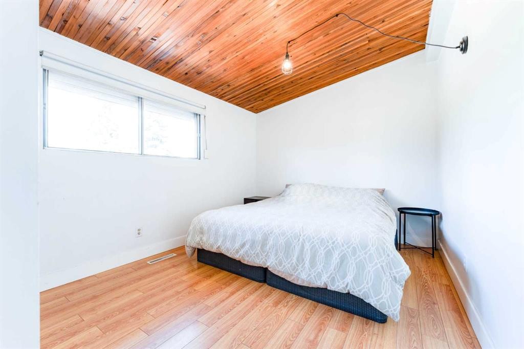 2023 8 Avenue Ne, Calgary, AB