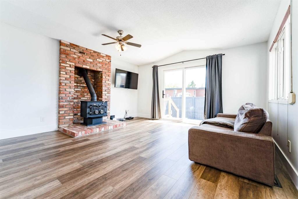 2023 8 Avenue Ne, Calgary, AB