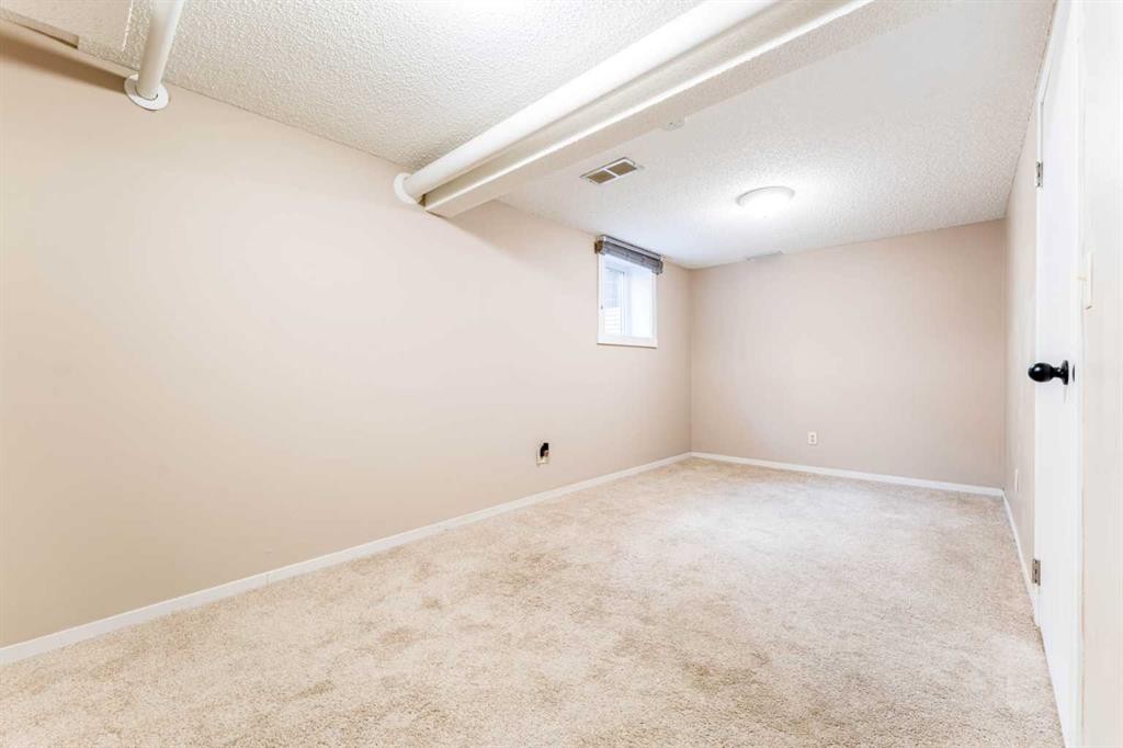 2023 8 Avenue Ne, Calgary, AB