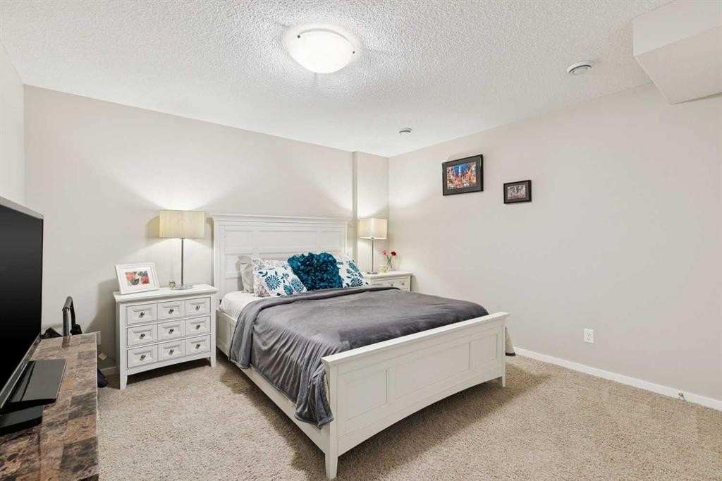 58 Walden Drive Se, Calgary, AB
