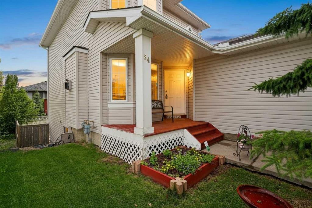 84 Hidden Spring Close Nw, Calgary, AB