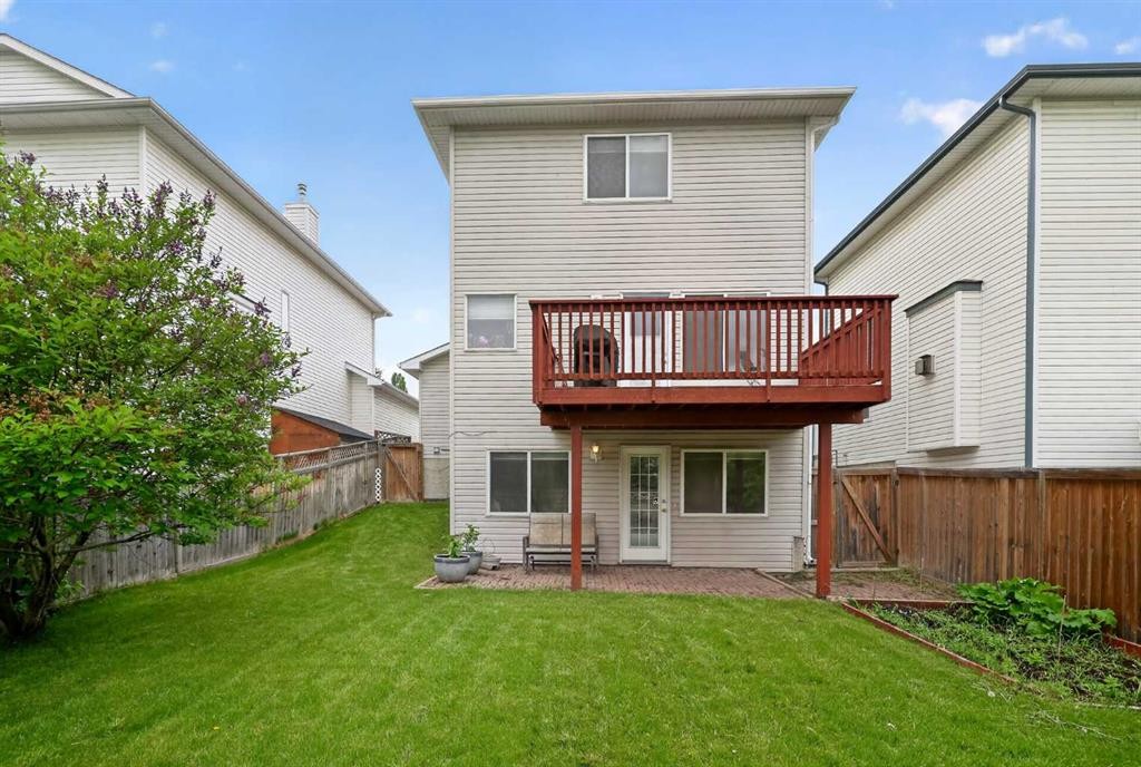 84 Hidden Spring Close Nw, Calgary, AB