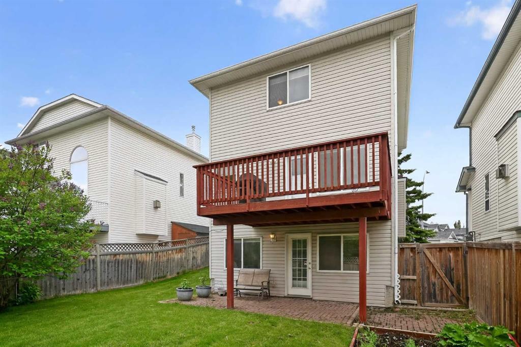 84 Hidden Spring Close Nw, Calgary, AB