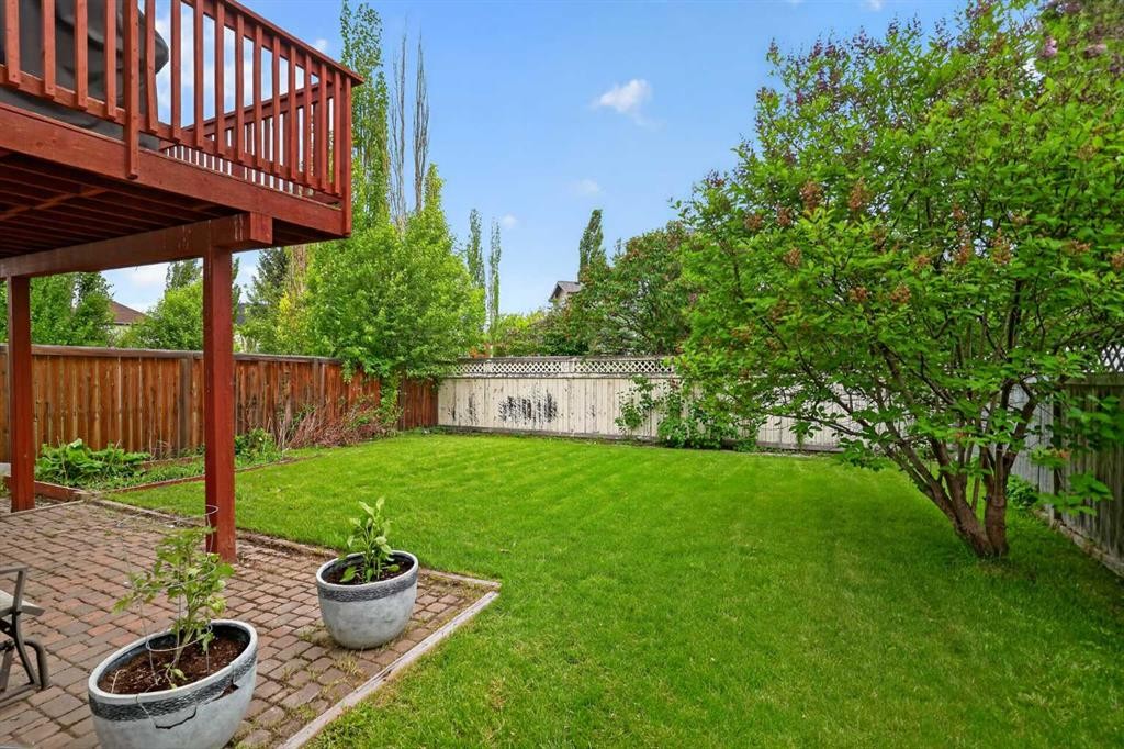 84 Hidden Spring Close Nw, Calgary, AB