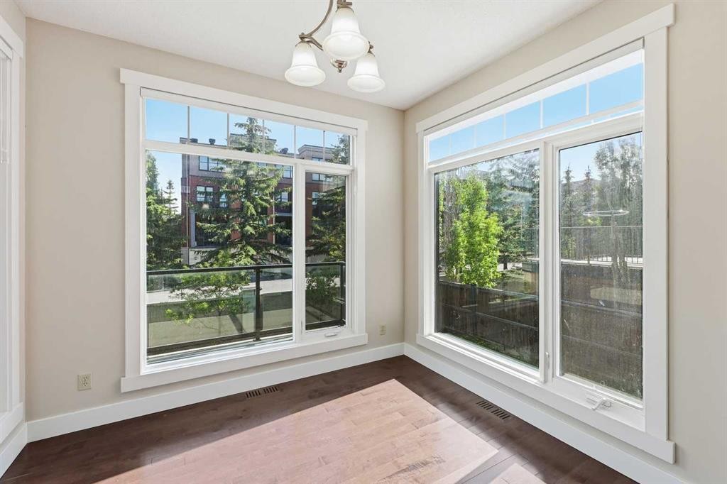 5 Aspen Meadows Park Sw, Calgary, AB