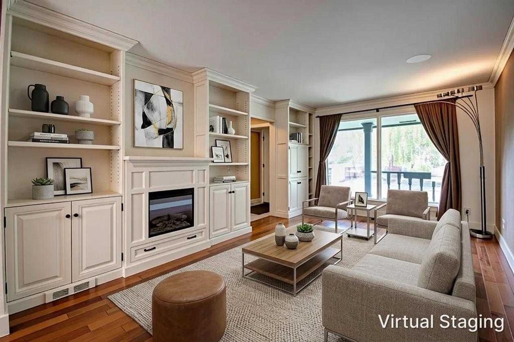 294 Southampton Drive Sw, Calgary, AB - Indoor Photo Showing Living Room With Fireplace