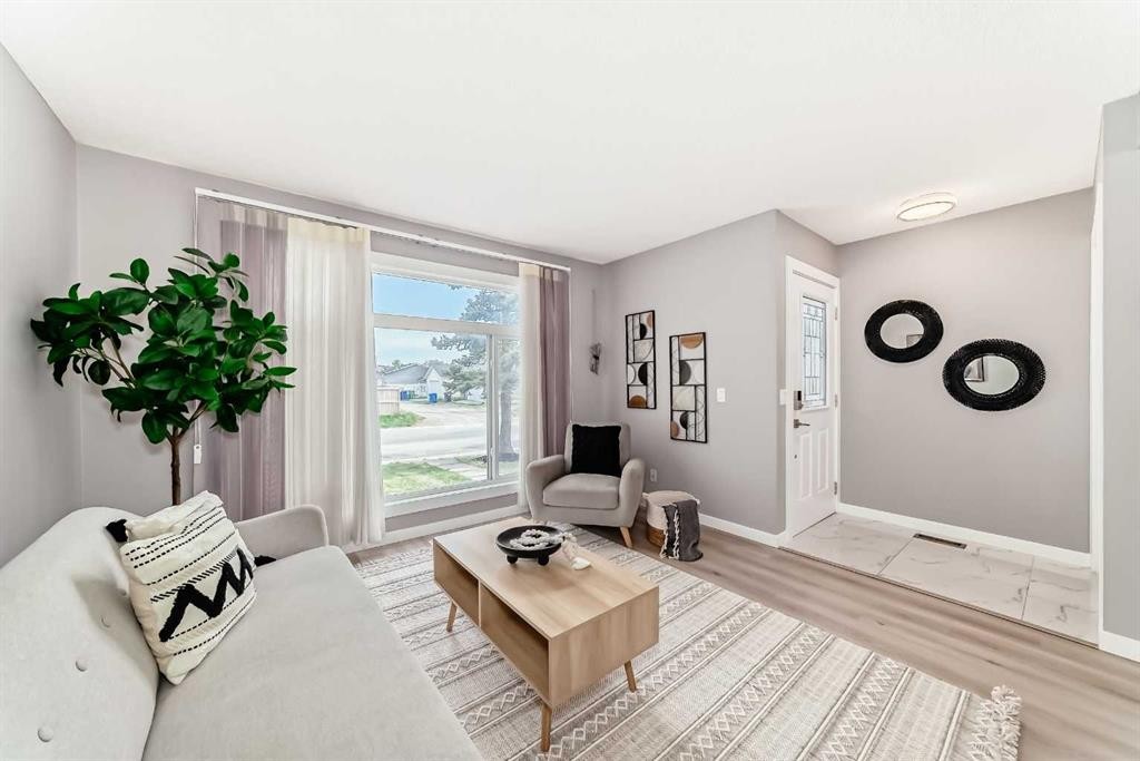 7 Martinview Crescent Ne, Calgary, AB