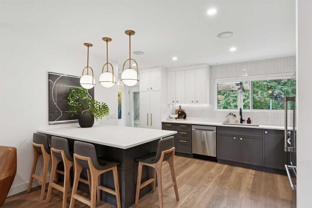 124 Ranchview Court Nw, Calgary, AB