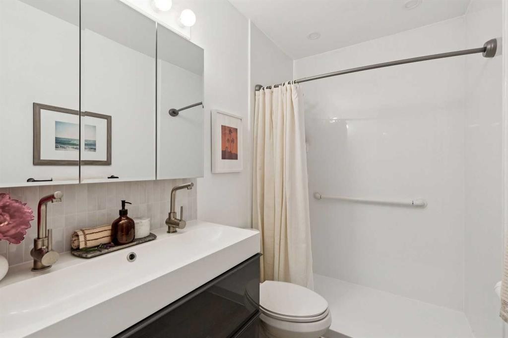 124 Ranchview Court Nw, Calgary, AB