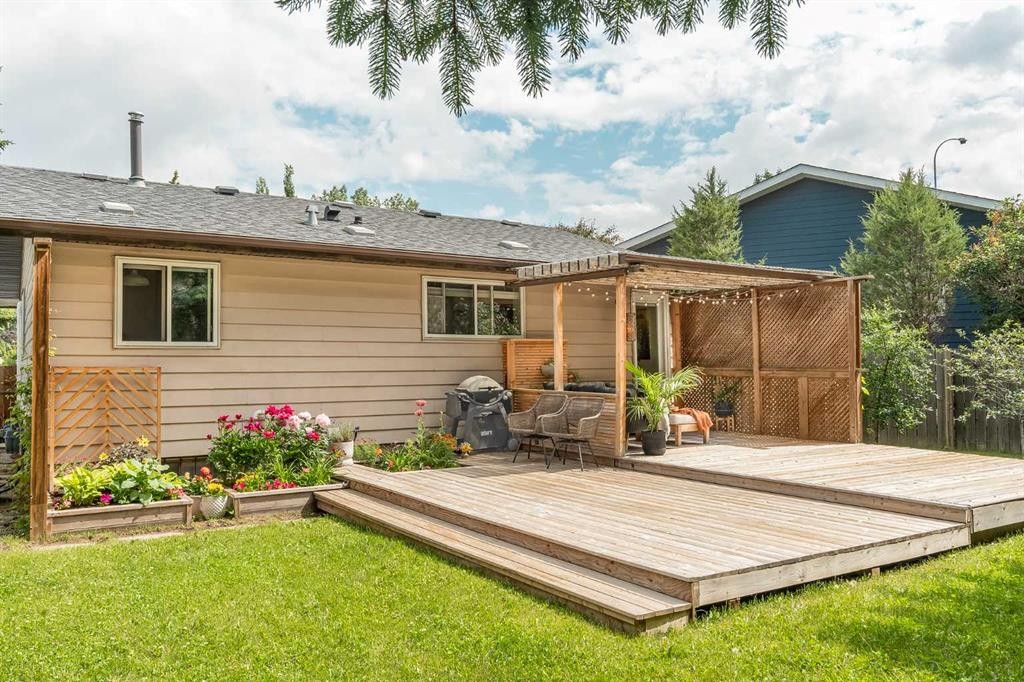 124 Ranchview Court Nw, Calgary, AB