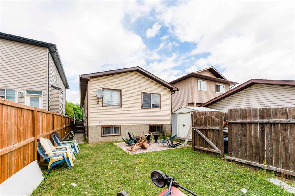 6087 Martingrove Road Ne, Calgary, AB
