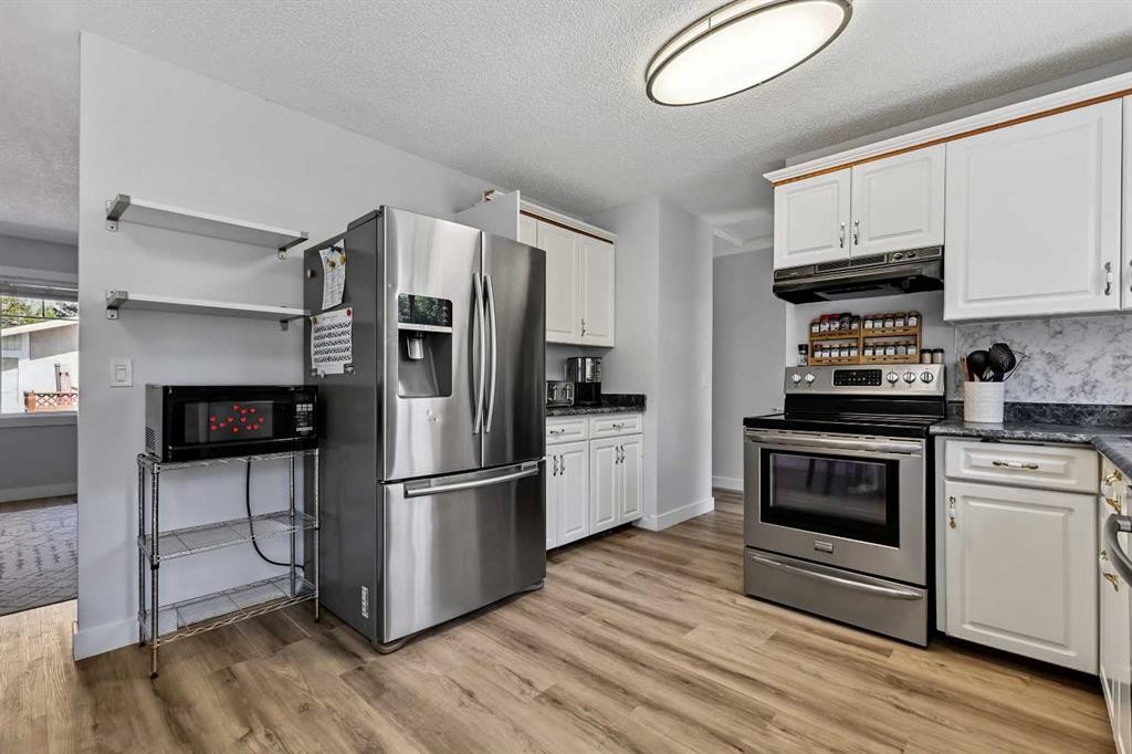 309 Olympia Drive Se, Calgary, AB