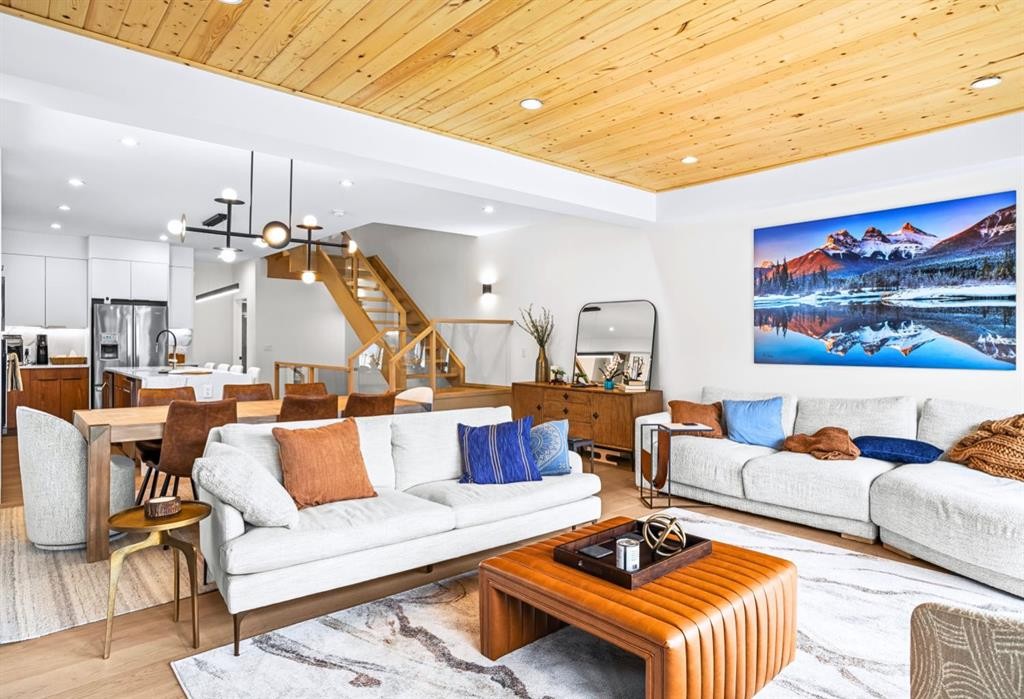 1-826 7Th Street, Canmore, AB - Indoor Photo Showing Living Room