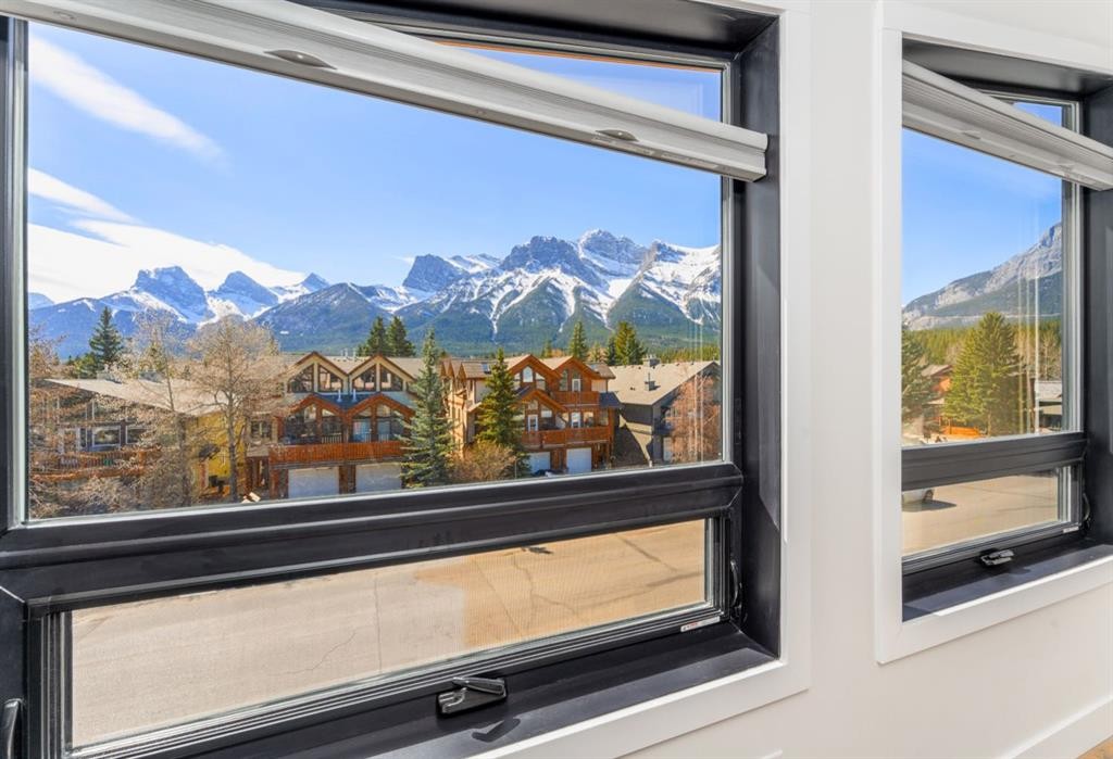 1-826 7Th Street, Canmore, AB - Photo Showing Other Room