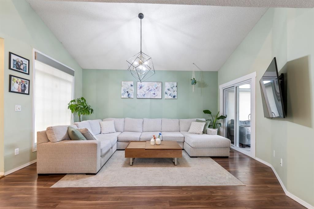2 Eldorado Road Se, Airdrie, AB