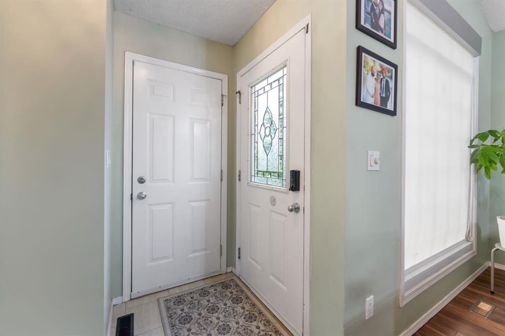 2 Eldorado Road Se, Airdrie, AB