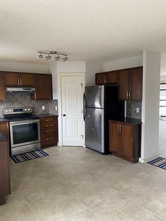 210 Saddlebrook Way Ne, Calgary, AB