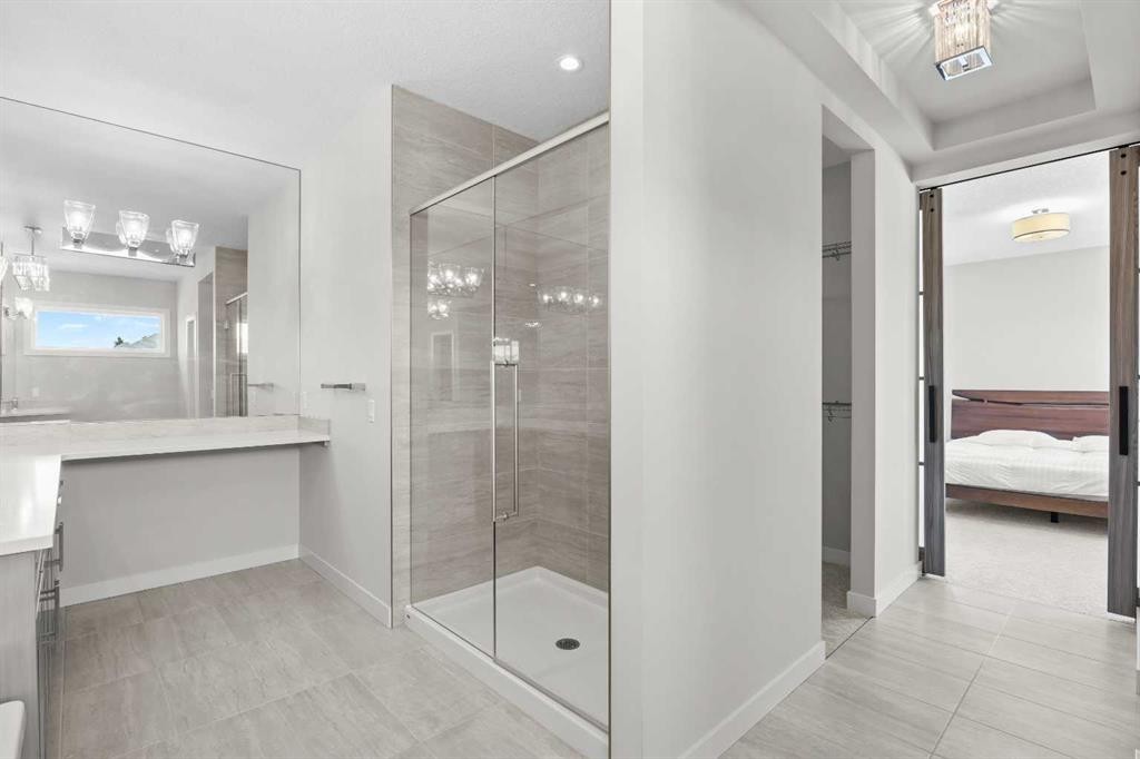 338 Shawnee Boulevard Sw, Calgary, AB