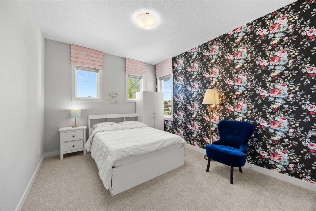 338 Shawnee Boulevard Sw, Calgary, AB