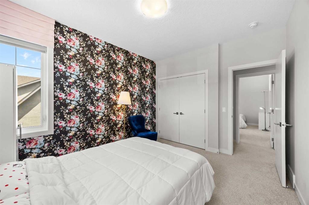 338 Shawnee Boulevard Sw, Calgary, AB