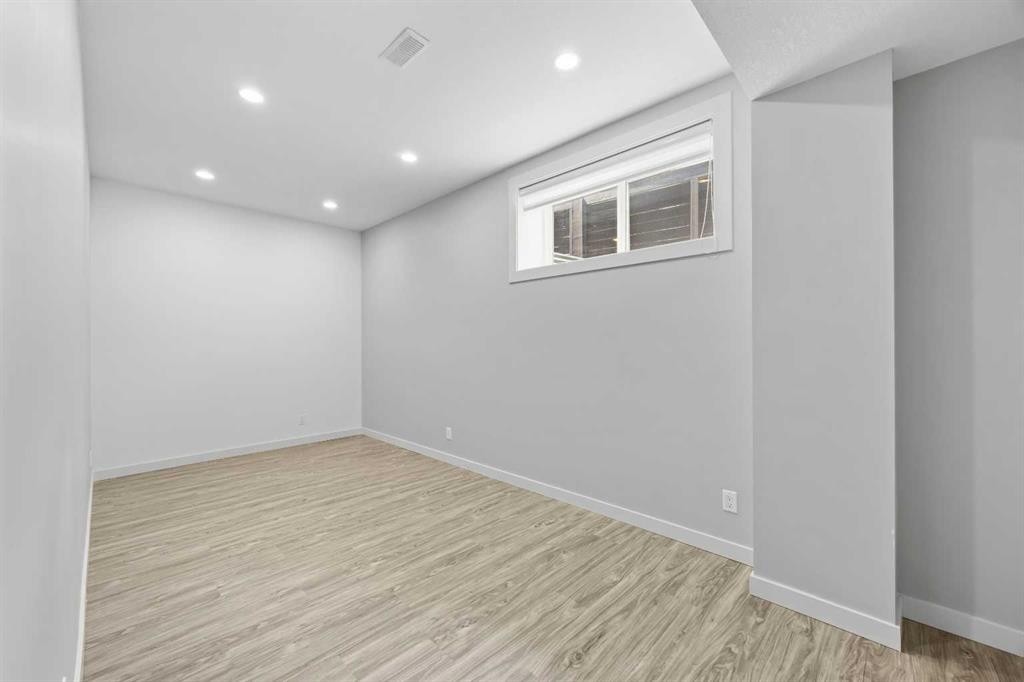 338 Shawnee Boulevard Sw, Calgary, AB