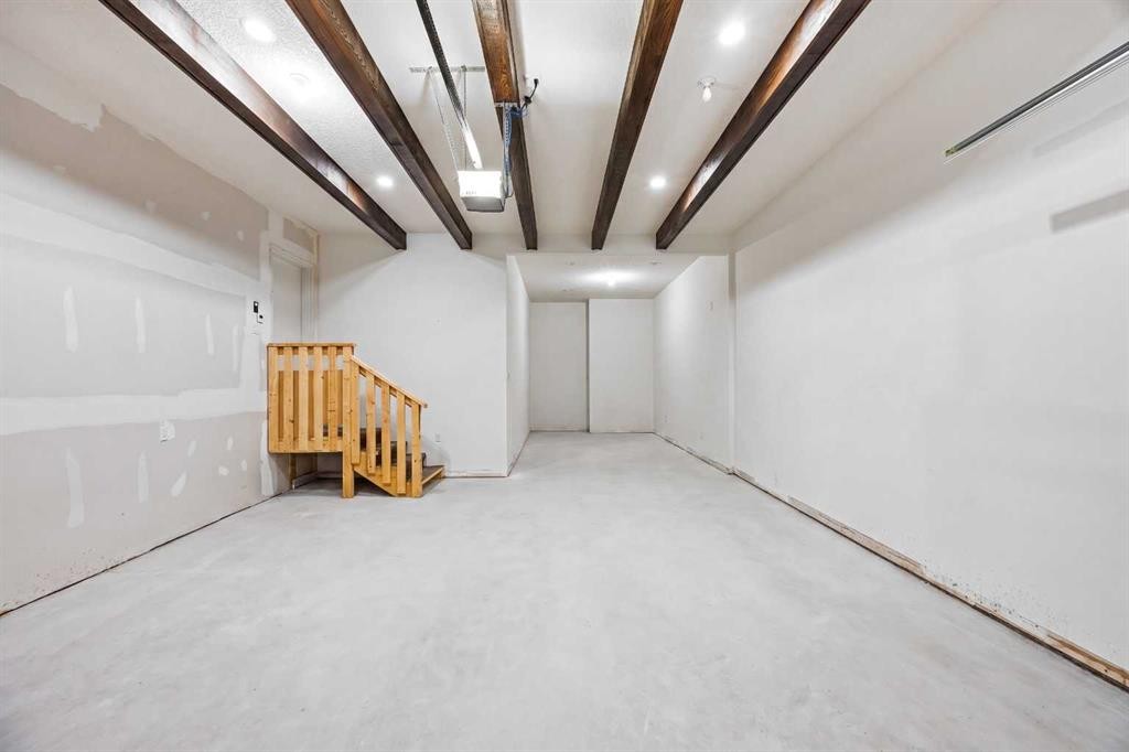 338 Shawnee Boulevard Sw, Calgary, AB