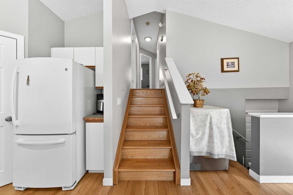 391 Country Hills Place Nw, Calgary, AB
