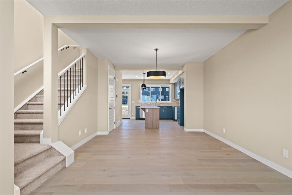 676 Sora Boulevard Se, Calgary, AB