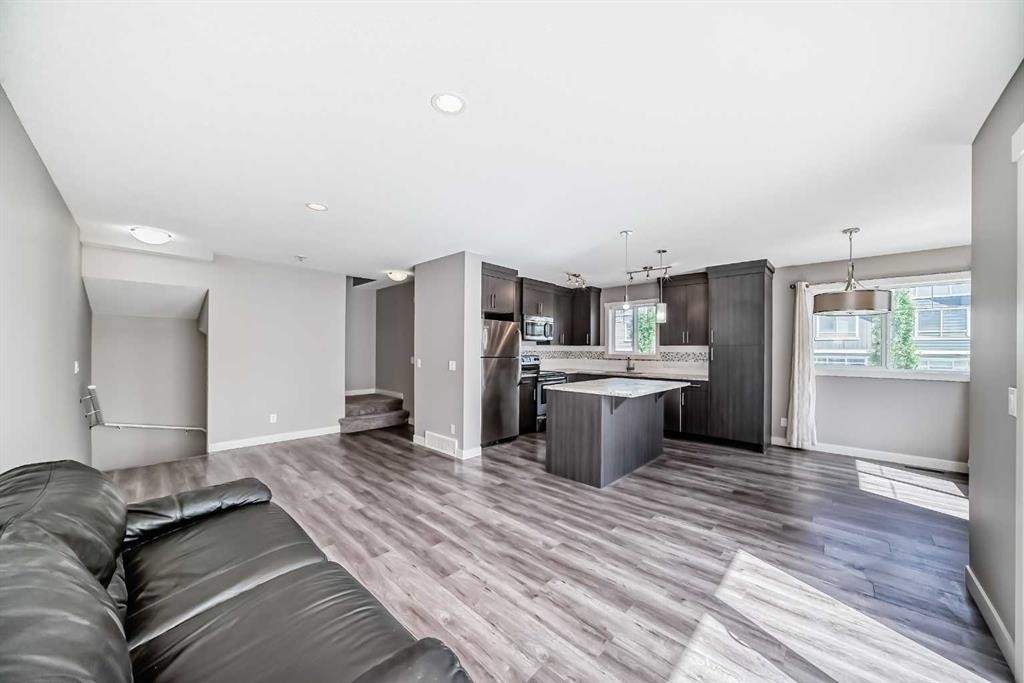 201 Evanston Manor Nw, Calgary, AB