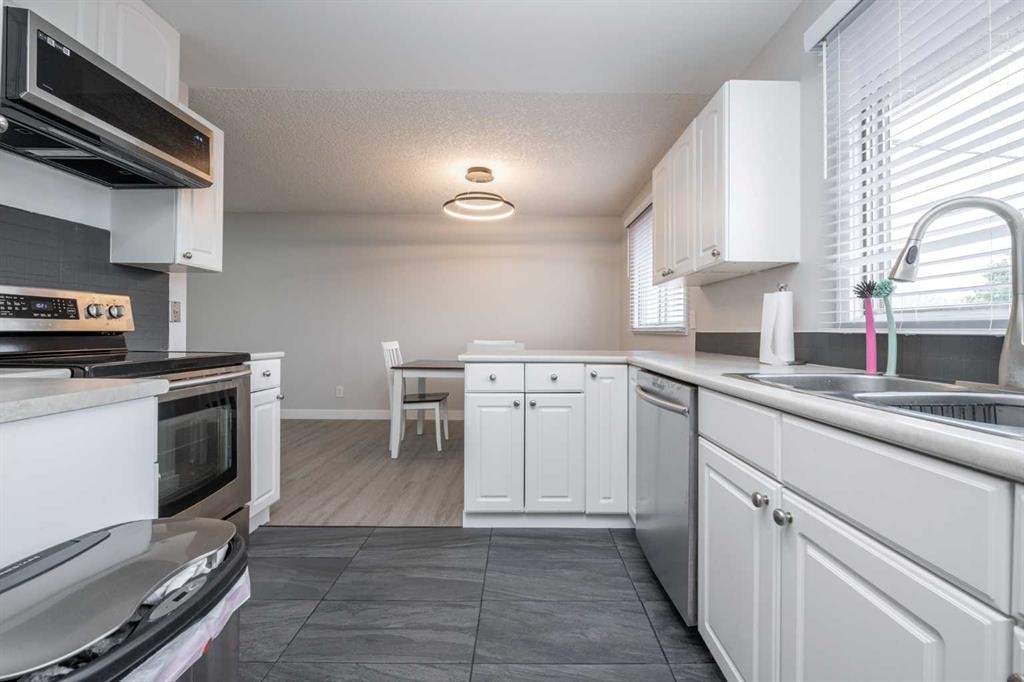 6036 4 Street Ne, Calgary, AB