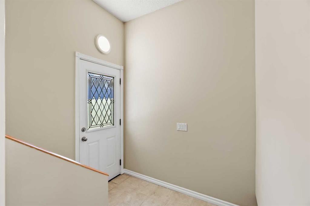 3243 Dover Crescent Se, Calgary, AB