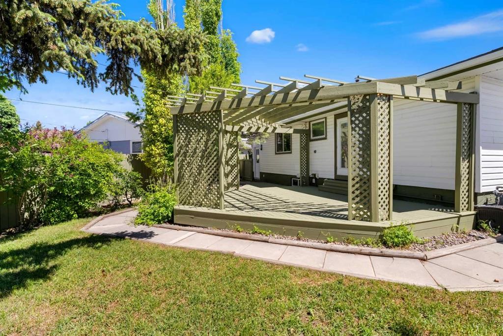 3243 Dover Crescent Se, Calgary, AB